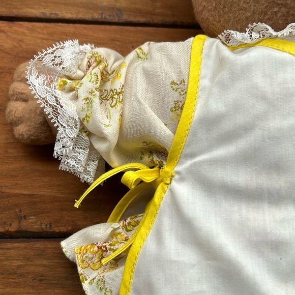 Handmade Teddy Bear with Yellow Floral Dress and Apron - Picture 5 of 12